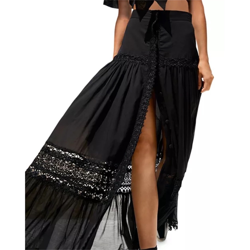 Charo Ruiz Ibiza
Ann Crochet Trim Maxi Skirt